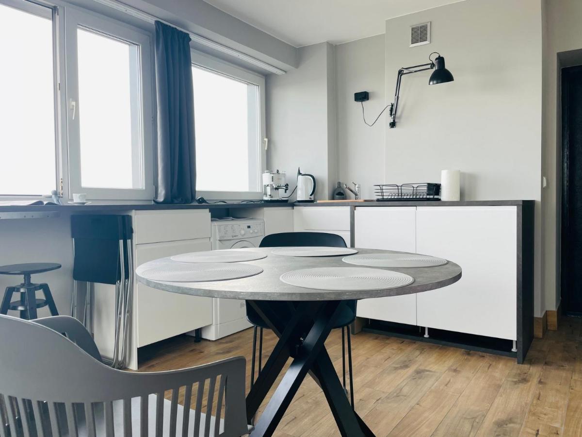 Apartment Chmielna Warsaw